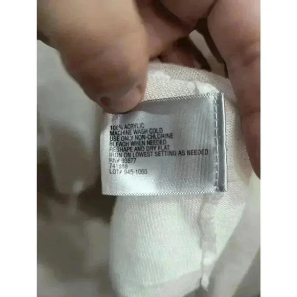 White simple cardigan by Worthington Woman size 1X - Picture 3 of 6